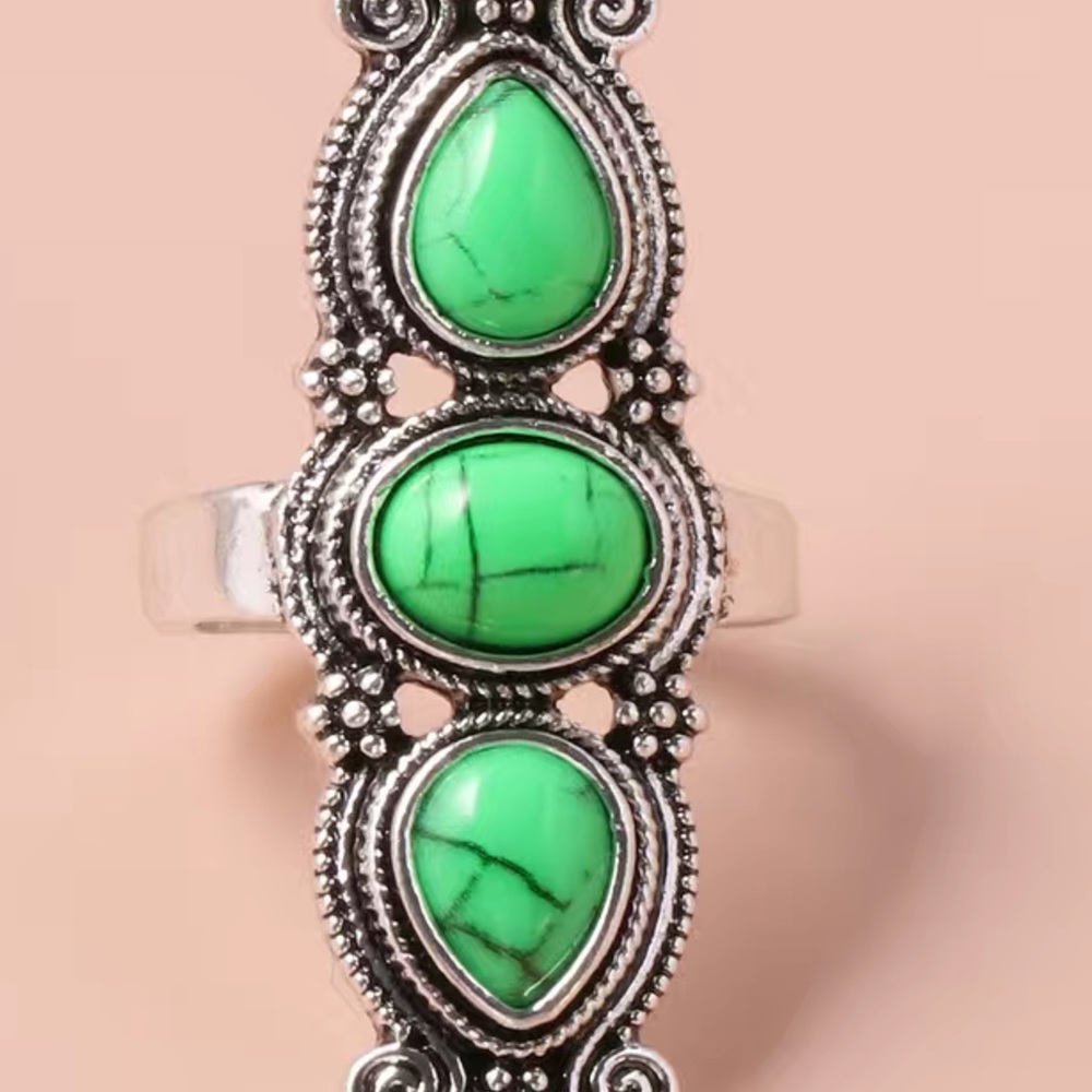ETHNIC RESIN RING - Picture 4 of 11